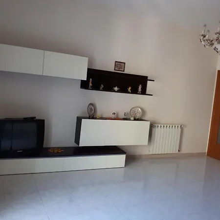 Lägenhet Xiridia House Paradise